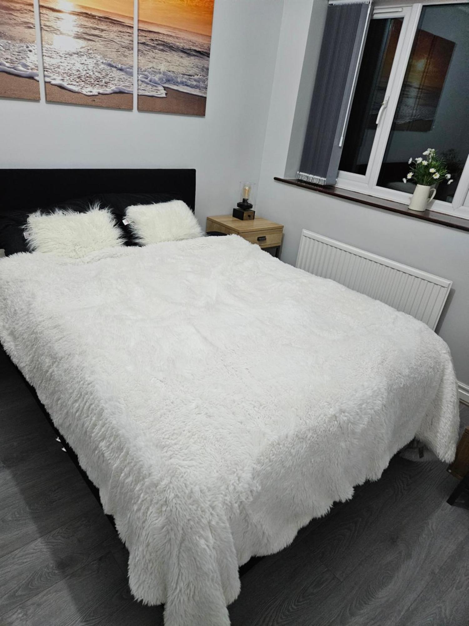 Lister Park Bradford 2Bed Detached Cottage House Parking Cinema Screen Games Room מראה חיצוני תמונה