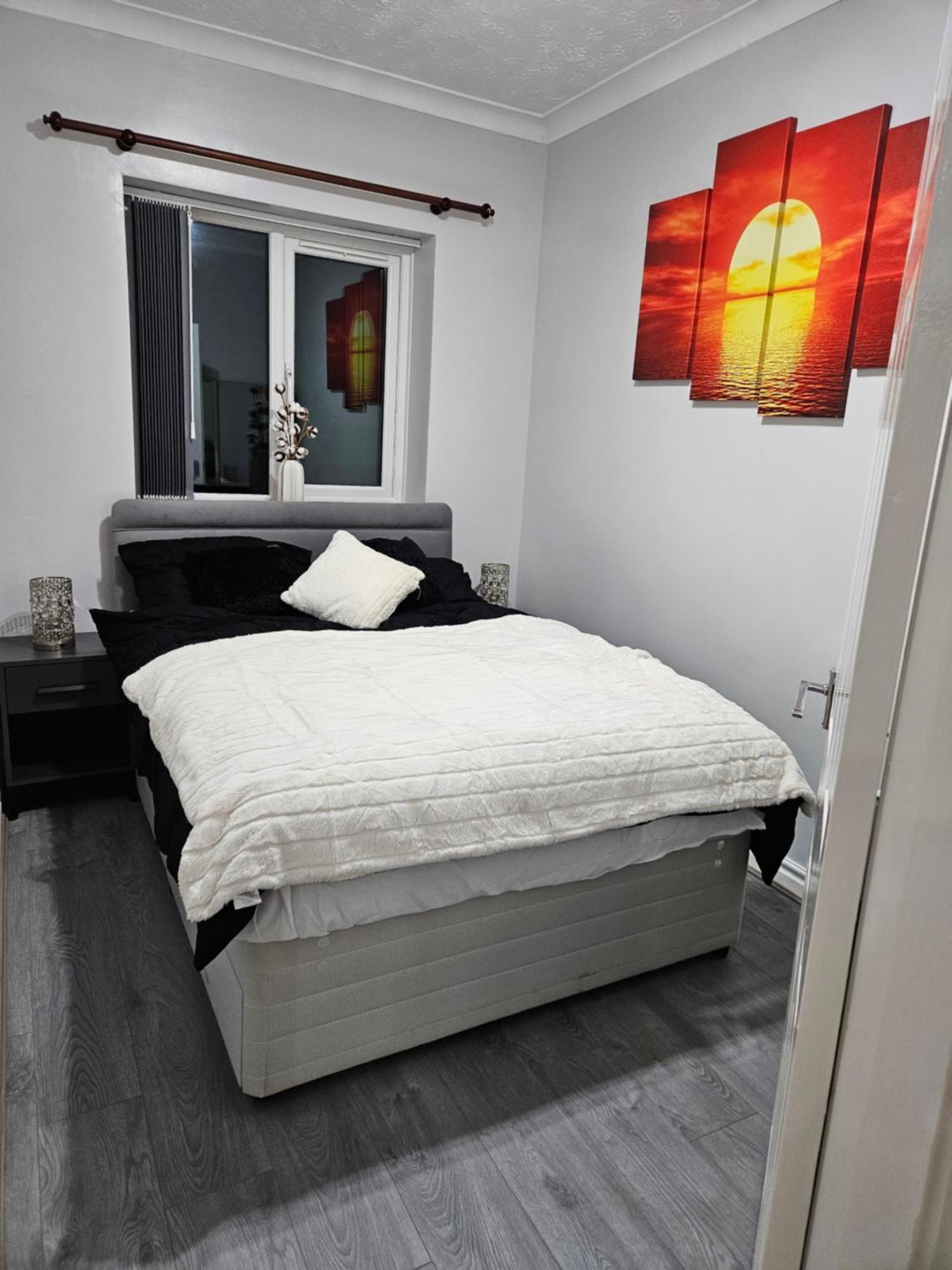 Lister Park Bradford 2Bed Detached Cottage House Parking Cinema Screen Games Room מראה חיצוני תמונה