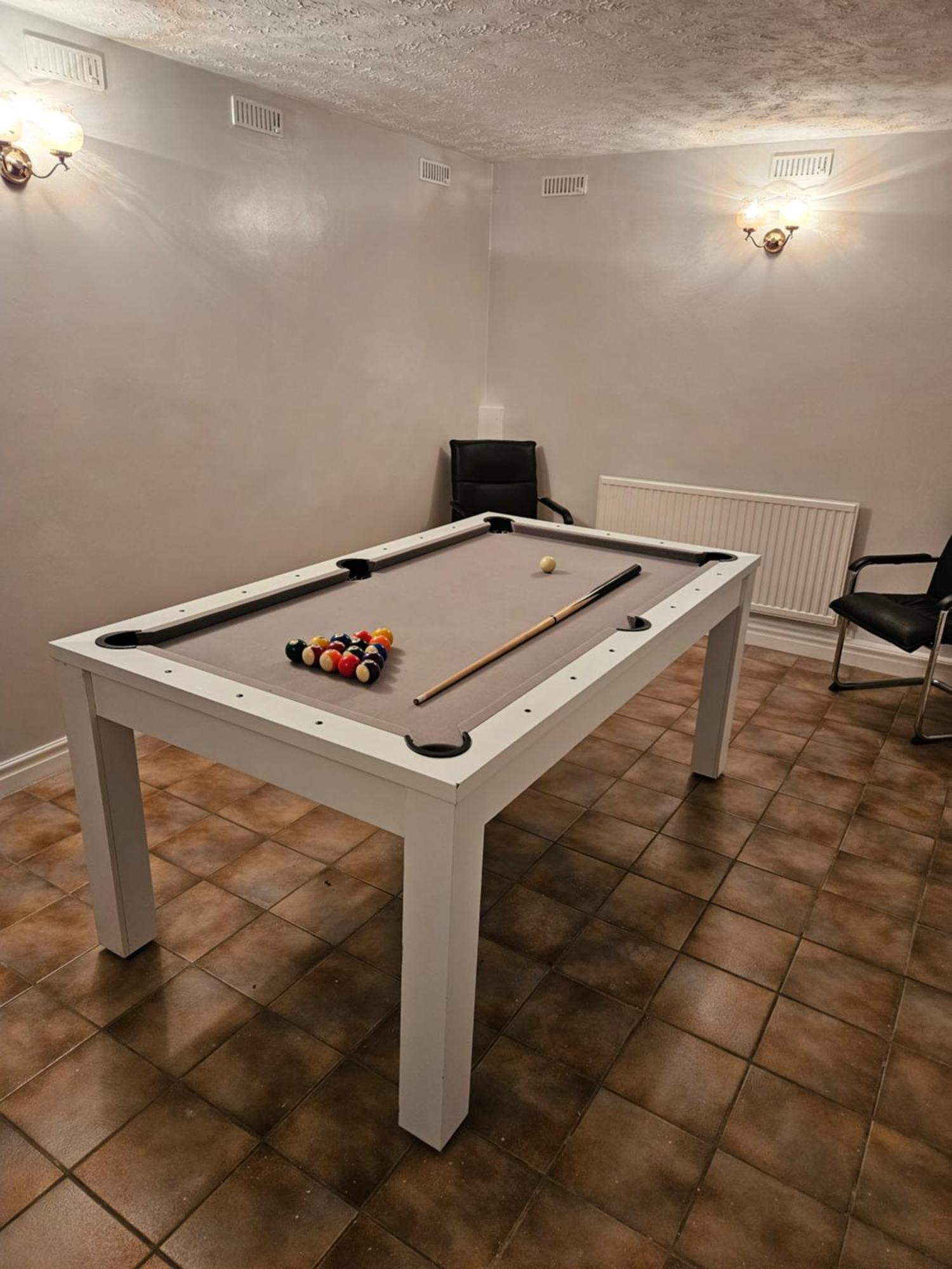 Lister Park Bradford 2Bed Detached Cottage House Parking Cinema Screen Games Room מראה חיצוני תמונה