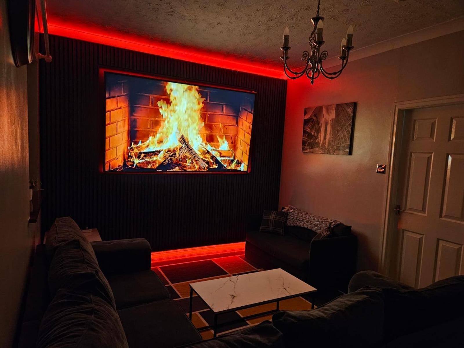 Lister Park Bradford 2Bed Detached Cottage House Parking Cinema Screen Games Room מראה חיצוני תמונה